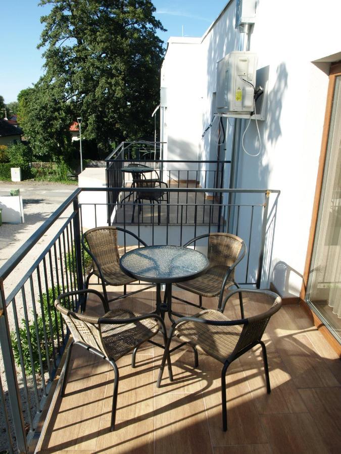Garden Club Panzio Bed and Breakfast Balatonmáriafürdő Eksteriør billede
